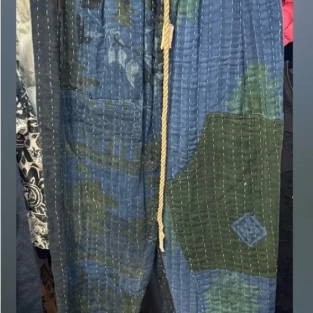 NWT FP Dr Collectors Textured Green and Indigo Pleated Kantha Pants - Picture 14 of 17